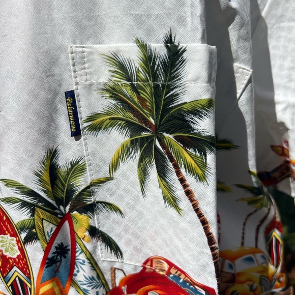 Hawaiian NWT Woody Vtg. Card and Surf 🏄🏿‍♀️ Board Motif - Picture 6 of 7